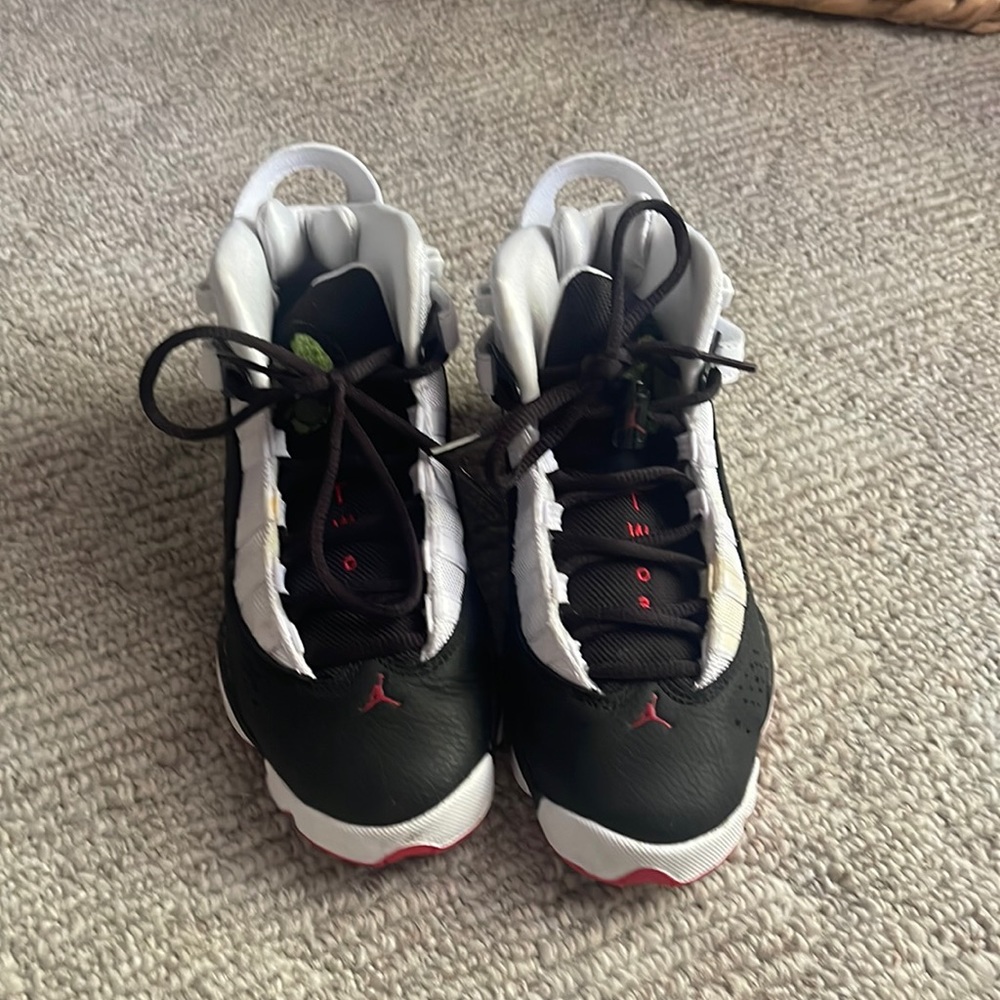 Boys shoes